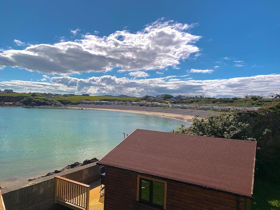Cosy Portmor Log Cabin- Sea Views, Deck & Relaxation Malin Head Exterior foto